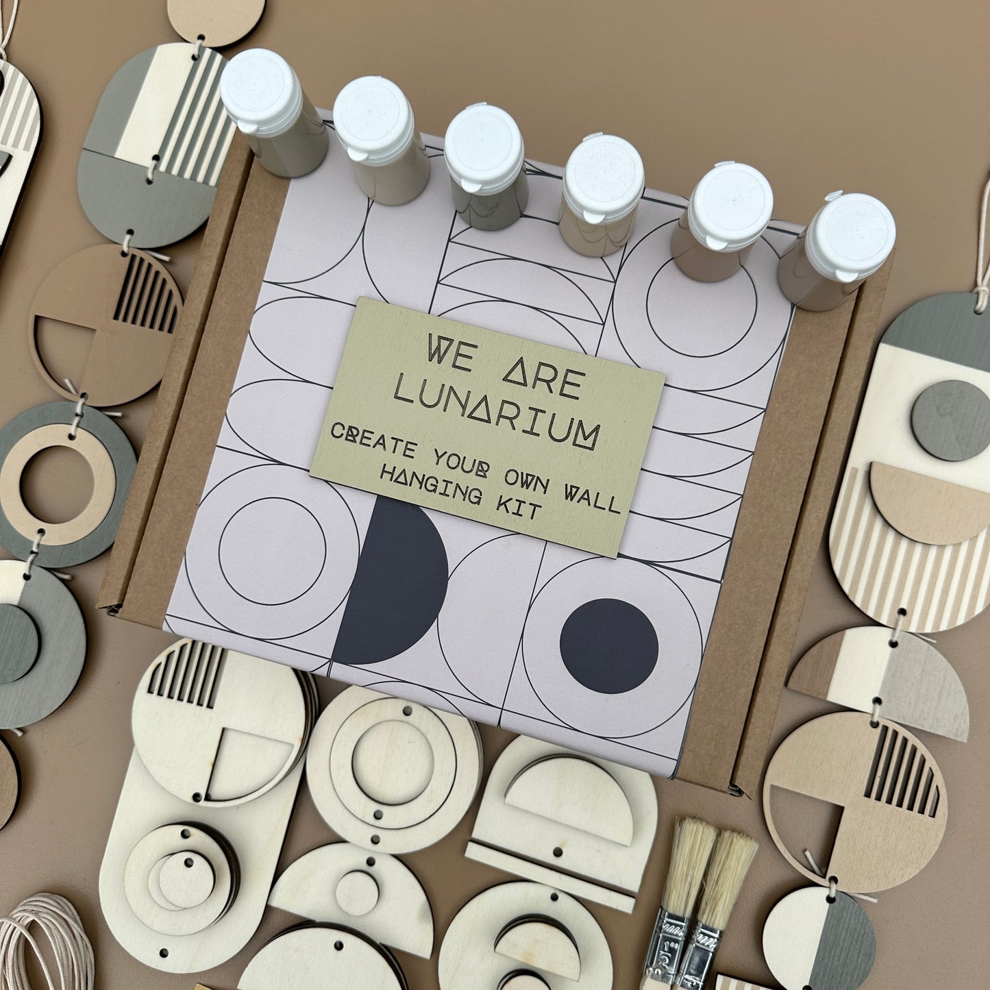 Natural Elegance DIY Wall Hanging Kit: Craft Your Own Unique Home Decor
