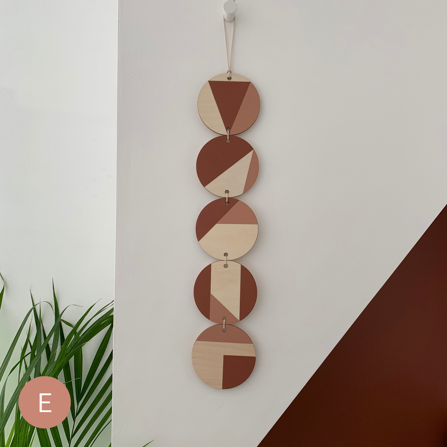 5-Tier Small Wooden Retro Wall Hanging