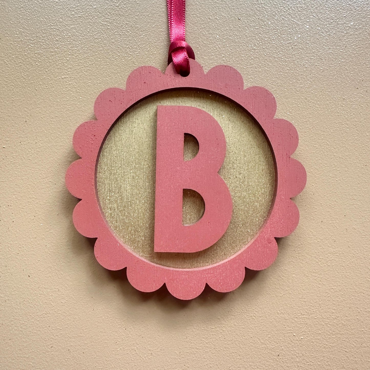 Personalised Christmas Ornament - Scalloped Decoration - Tree Ornament