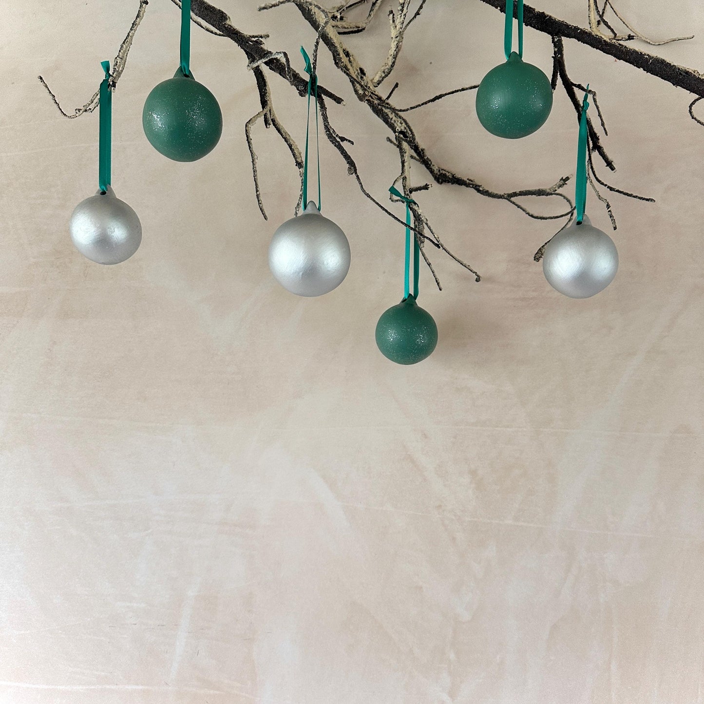 Set of 6 baubles - Christmas Decoration - Green Bauble - Bauble Set - Silver Xmas Decor