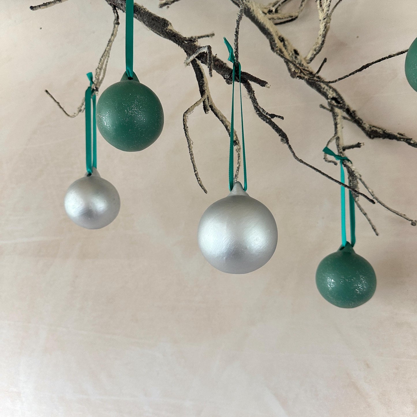 Set of 6 baubles - Christmas Decoration - Green Bauble - Bauble Set - Silver Xmas Decor