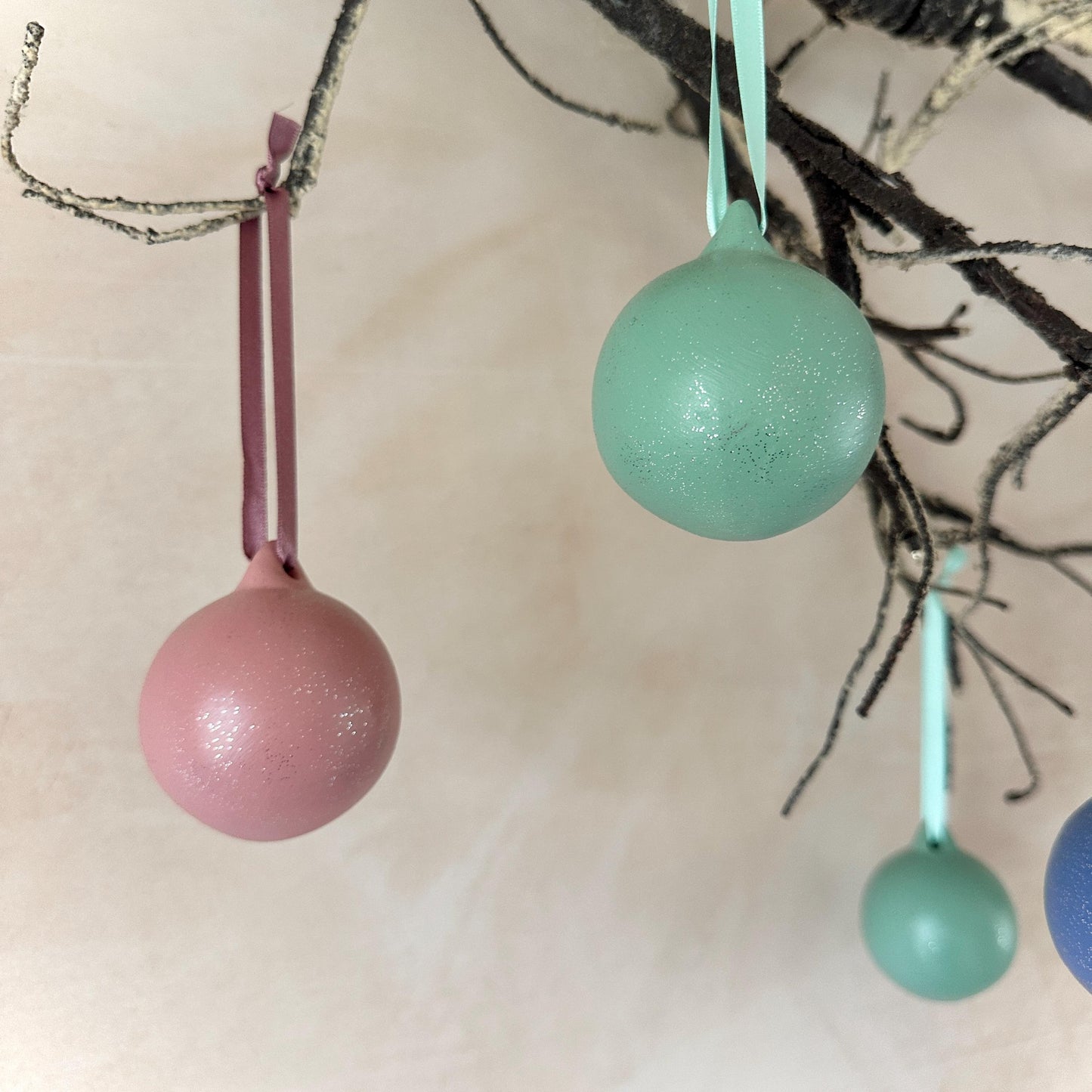 Set of 6 Baubles - Colourful Bauble Set - Tree Ornament - Christmas Ball