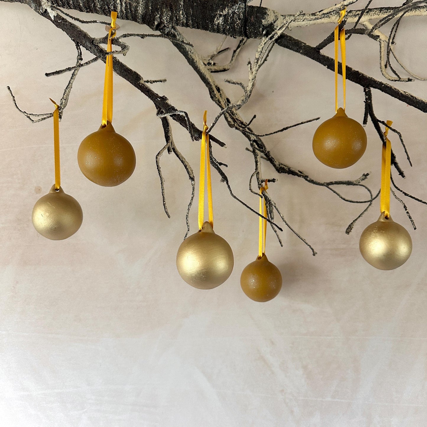 Set of 6 Baubles - Holiday Decor - Gold Bauble - Bauble Set - Christmas Ball - Tree Decor